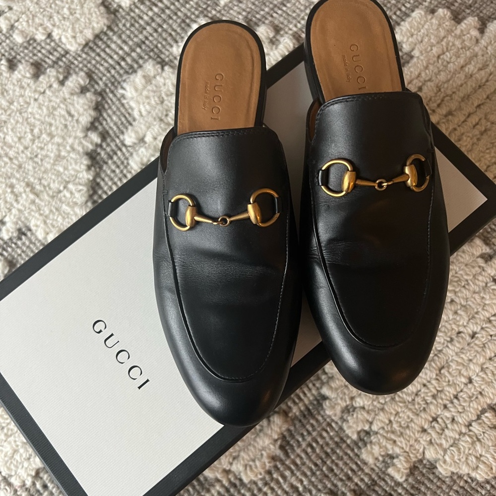 Gucci Leather Mule / slides